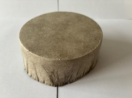 Umgeformte Schale aus einem Hanflaborblatt